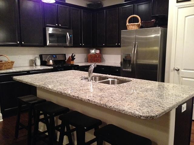 2nd image of 2147 Chaucer Park Ln