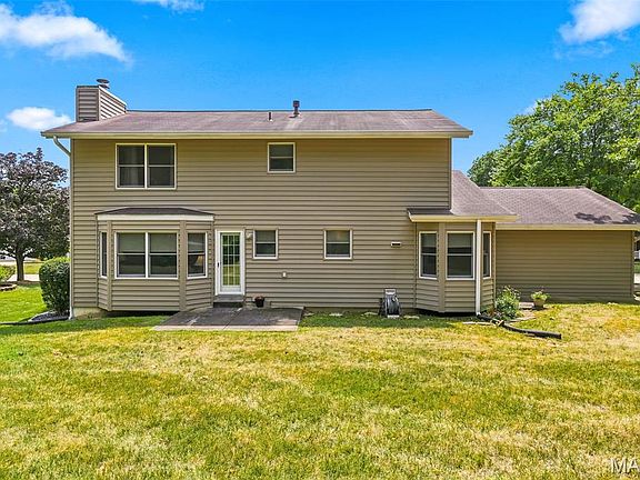 4th image of 3065 Winding River Dr