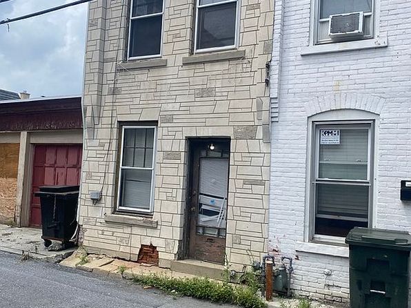 109 Rink St