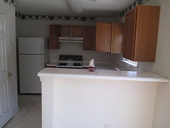 3rd image of 4426 Devonhill Ln