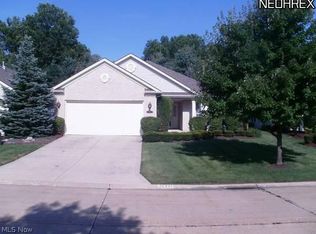 21337 Woodview Cir, Strongsville, OH 44149
