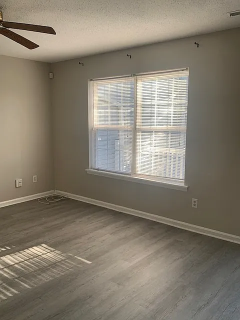 2 bed, 949 sqft, $1,750 — Photo 3