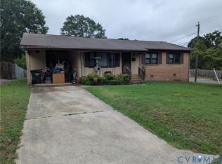 510 Old Town Dr, Colonial Heights, VA 23834