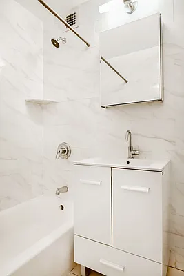 Rented by Akelius Real Estate Management | media 10