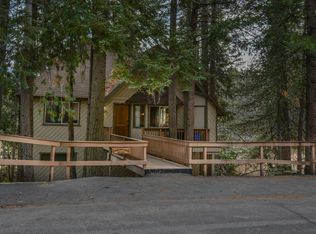 26655 Thunderbird Dr, Lake Arrowhead, CA 92352
