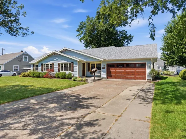 746 Clinton St, Pt Clinton, OH 43452
