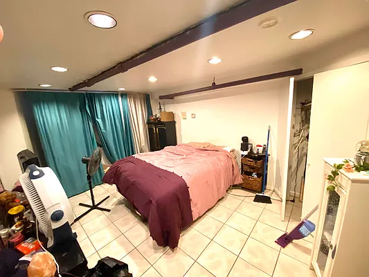 Rented by Corcoran | media 23