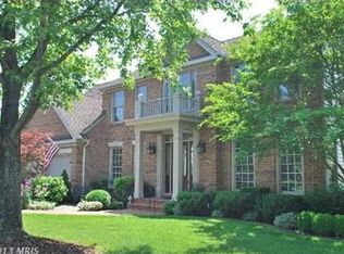 13200 Topsfield Ct, Herndon, VA 20171