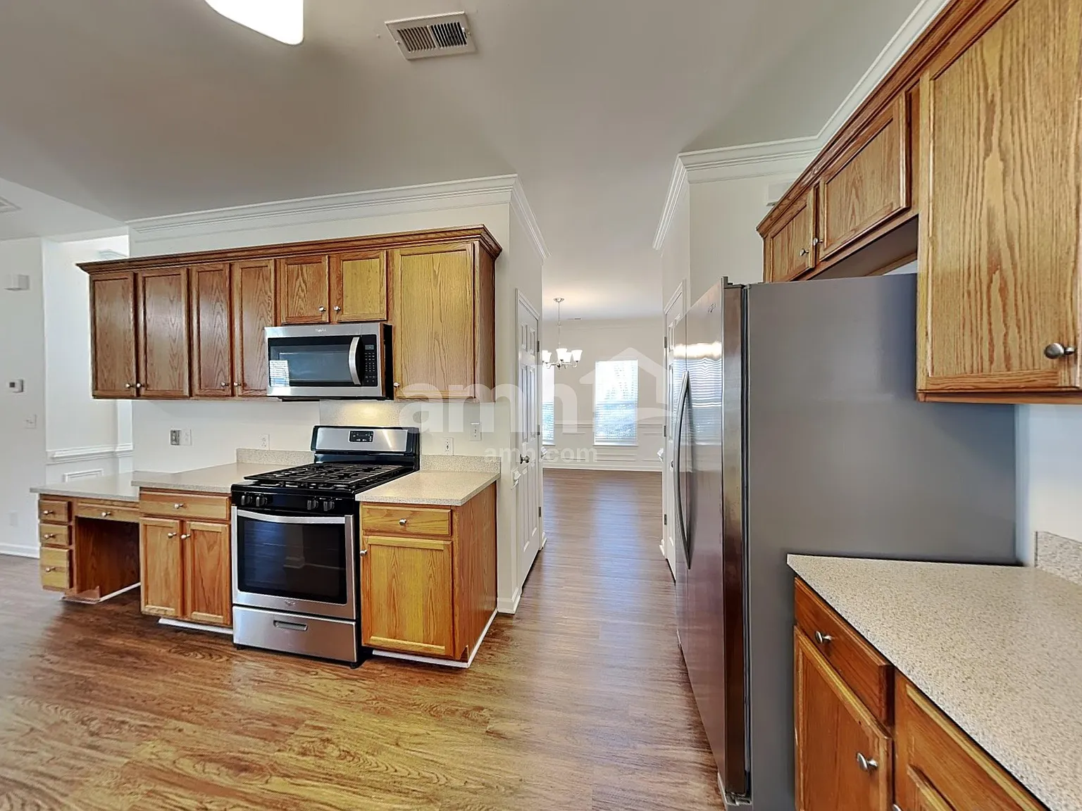 4 bed, 2.5 bath, 2184 sqft, $2,455 — Photo 3