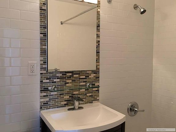 4th image of 150 W 225th St APT 12D
