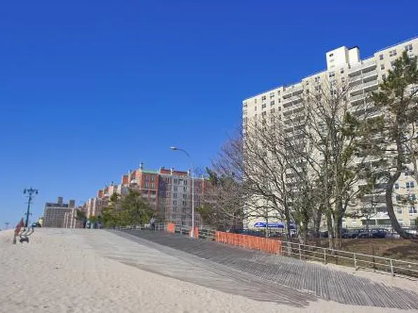 1311 Brightwater Avenue image 1 of 19