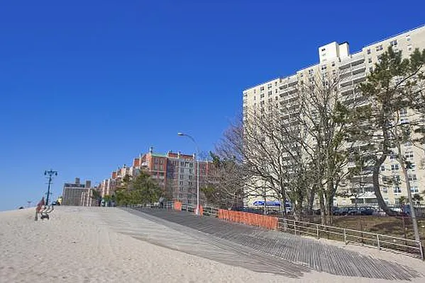 Sold by Fillmore | media 32