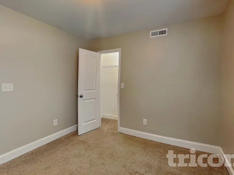 2013 Mansker Dr — Photo 13