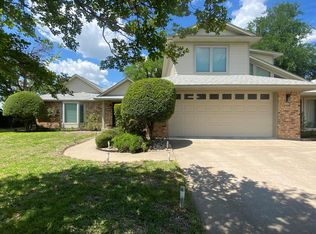 14020 Harbor Dr, Woodway, TX 76712