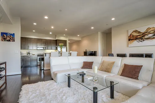 4820 Bellflower Ave #403 Photo 1