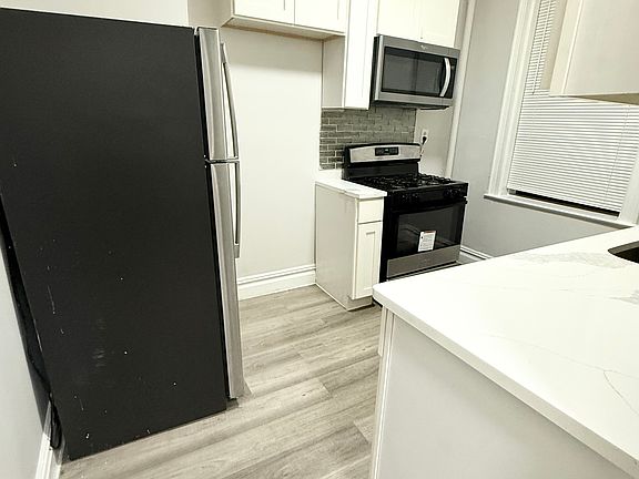 2nd image of 5008 Palisade Ave APT D3