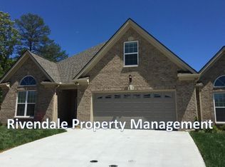 2044 Belleau Village Ln, Chattanooga, TN 37421
