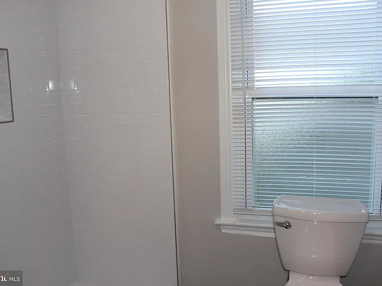 34 Delsea Dr S #B — Photo 18