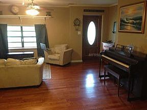 2nd image of 4983 Seminole Ave
