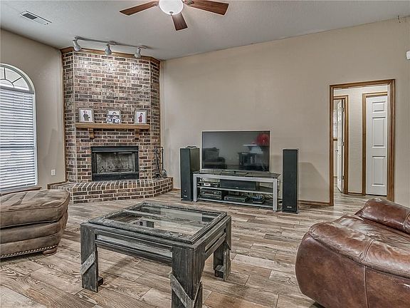 5th image of 15617 Stone Meadows Dr