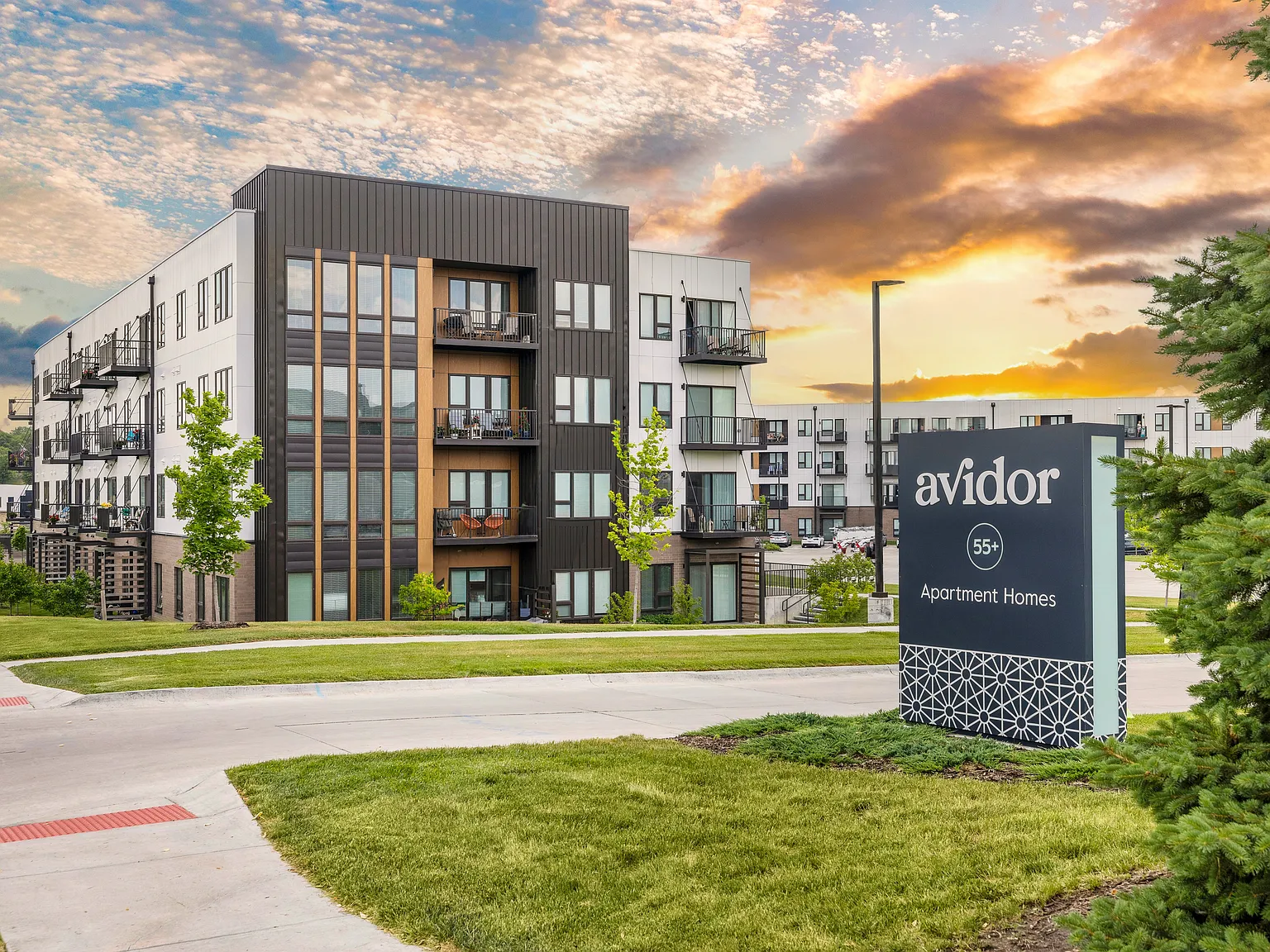 Avidor Omaha - 55+ Active Adult Apartment Homes — Photo 1
