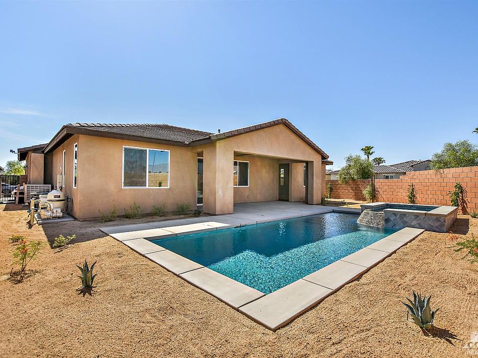 1st image of 43461 Hazelton Ln