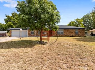 605 Catalina Dr, Woodway, TX 76712