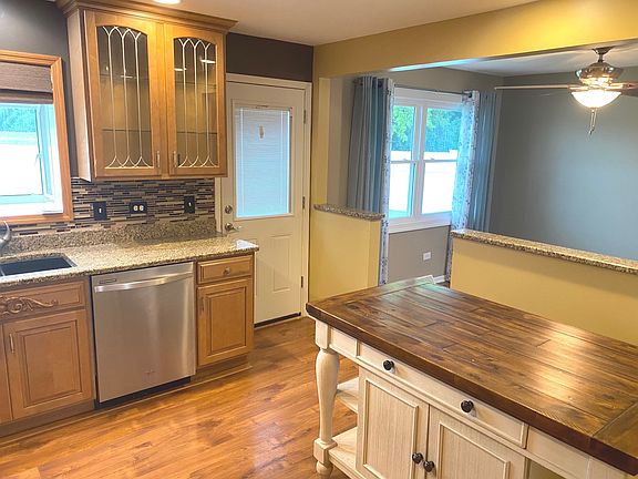 5th image of 10761 S Meadow Ln