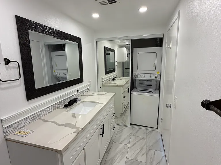 221 Oakleaf Dr — Photo 11