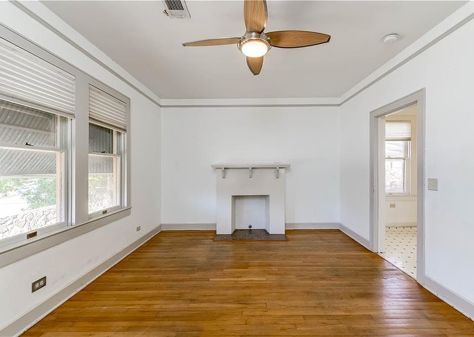 1st image of 4405 Caswell Ave