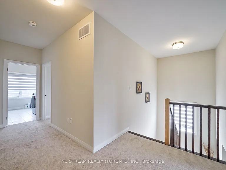 3185 Searidge St — Photo 15