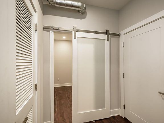 3rd image of 1847 E Passyunk Ave
