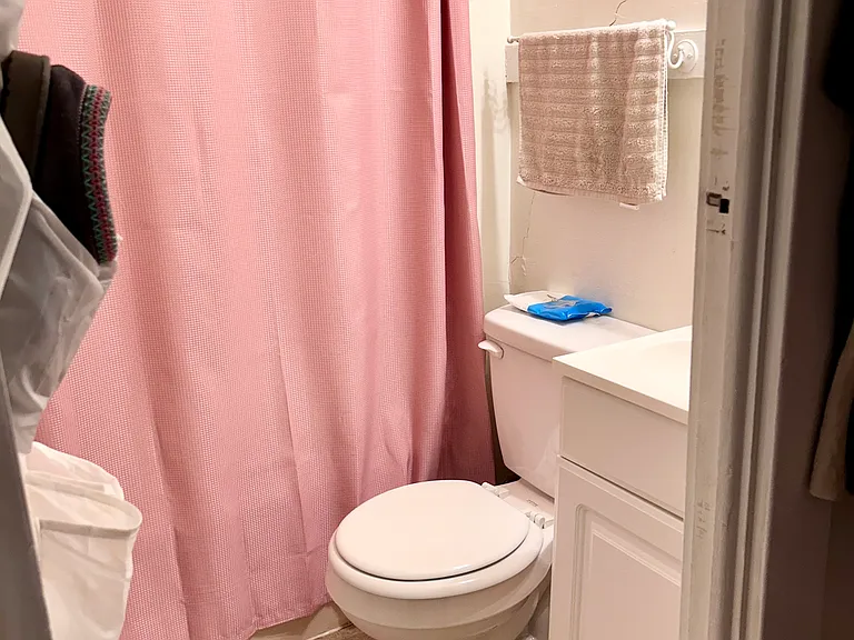 1154 Madison Ave #2 — Photo 19