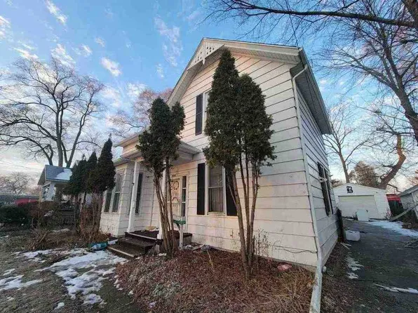 1023 S Woodbridge St, Saginaw, MI 48602