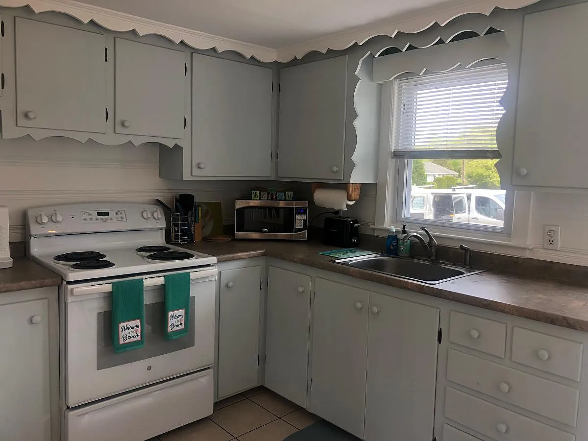 3 bed, 796 sqft, $1,950 — Photo 4