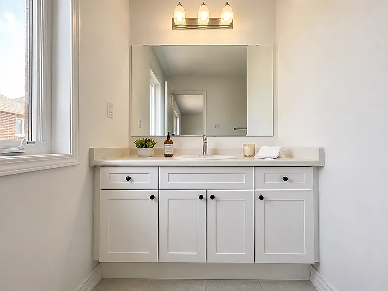 Primary Ensuite Bathroom