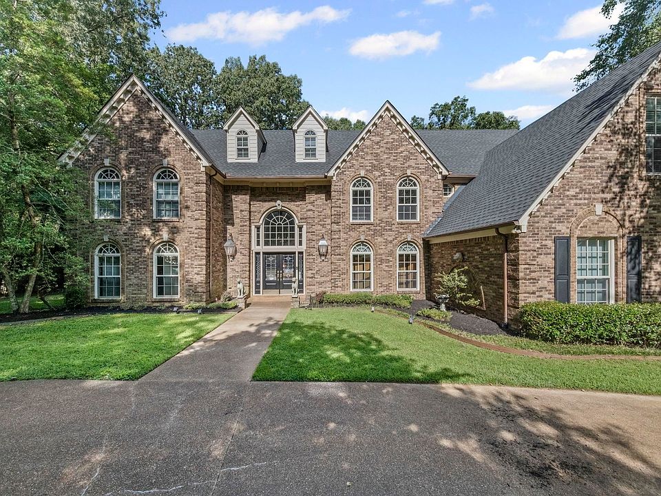 1st image of 965 Timberlake Dr E