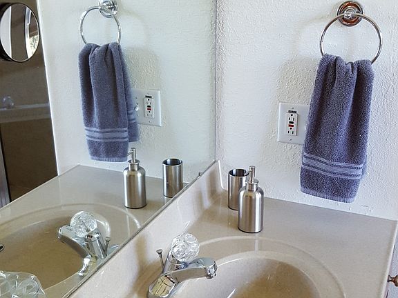 Master sink area