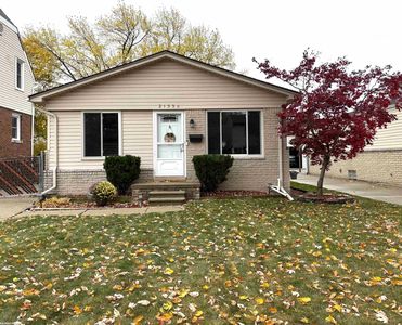 21336 Erben St, Saint Clair Shores, MI, 48081