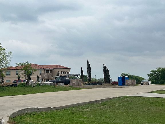 4th image of 1044 Mallard Pointe Dr
