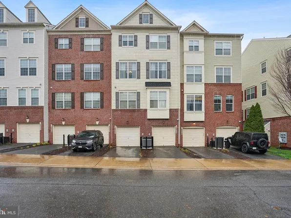 16842 Nuttal Oak Pl #17, Woodbridge, VA 22191