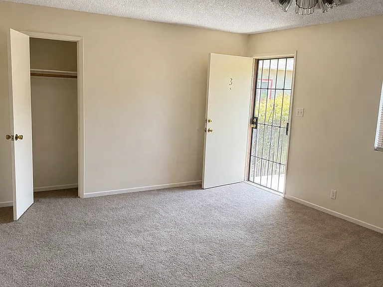 1120 San Pascual St #3 — Photo 5