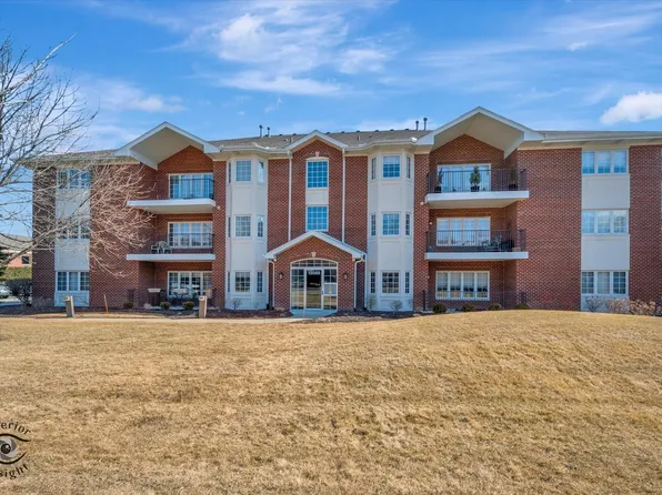 13059 Laurel Glen Ct APT 203, Palos Heights, IL 60463