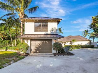 310 S Lake Dr, Lantana, FL 33462