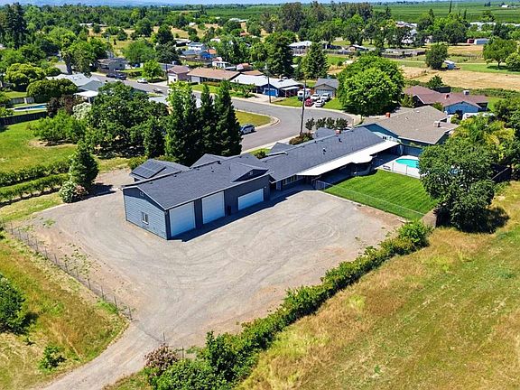 2nd image of 7307 N Roberta Way