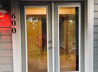 598 NW 3rd Ct #B, Renton, WA 98057