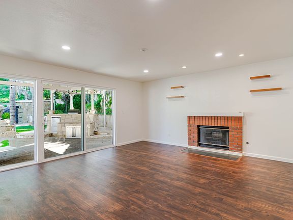 4th image of 31256 Quail Valley Rd
