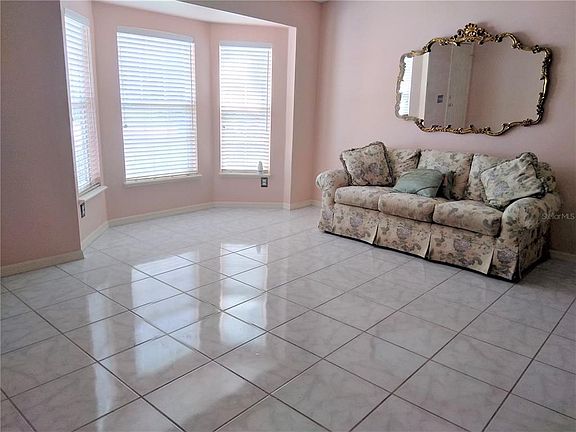 2nd image of 2790 Gramercy Dr
