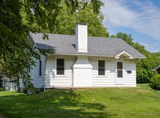 1506 W White St, Champaign, IL 61821