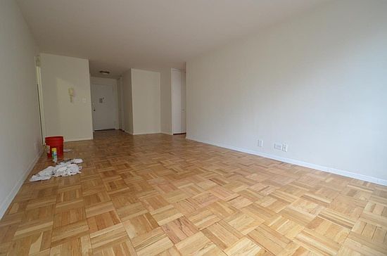 2nd image of 333 E 49th St APT 8K